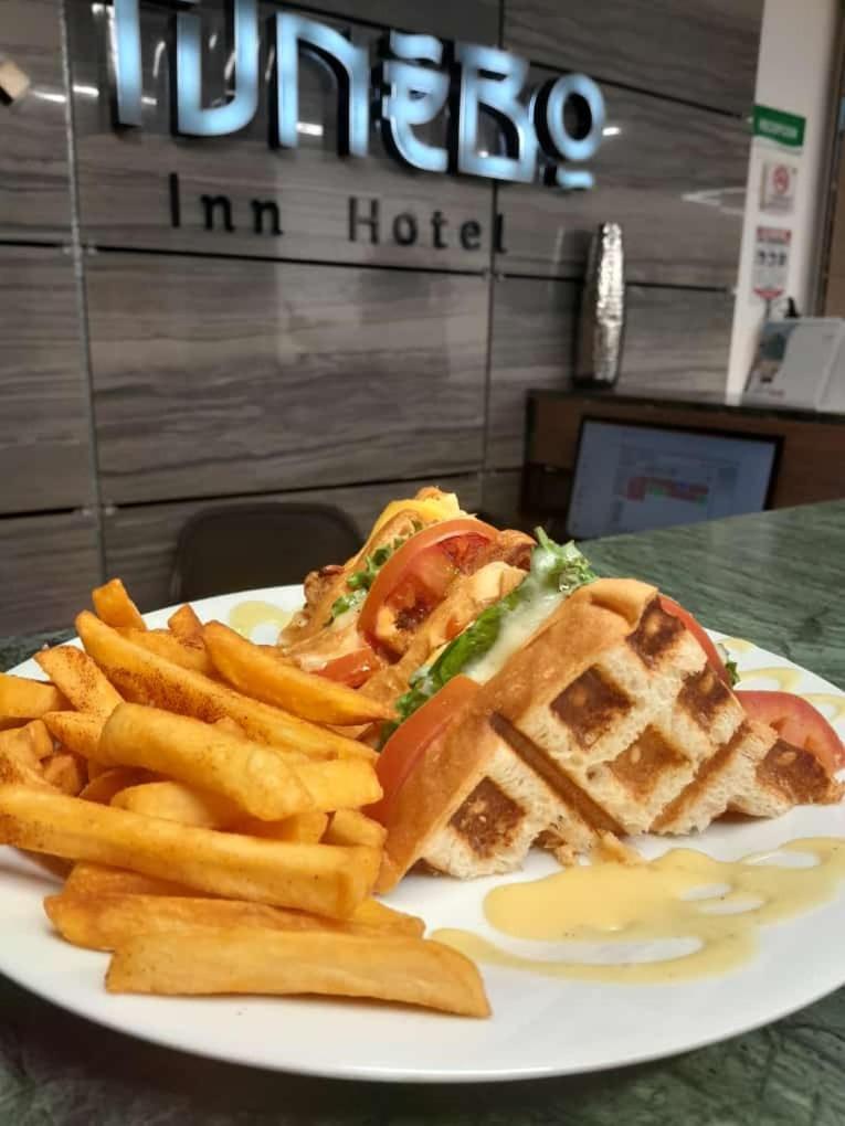 Hotel Tunebo Inn Ríohacha Dış mekan fotoğraf